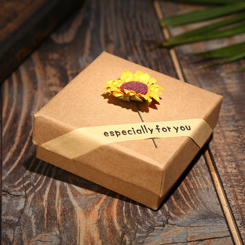 cradboard gift bag