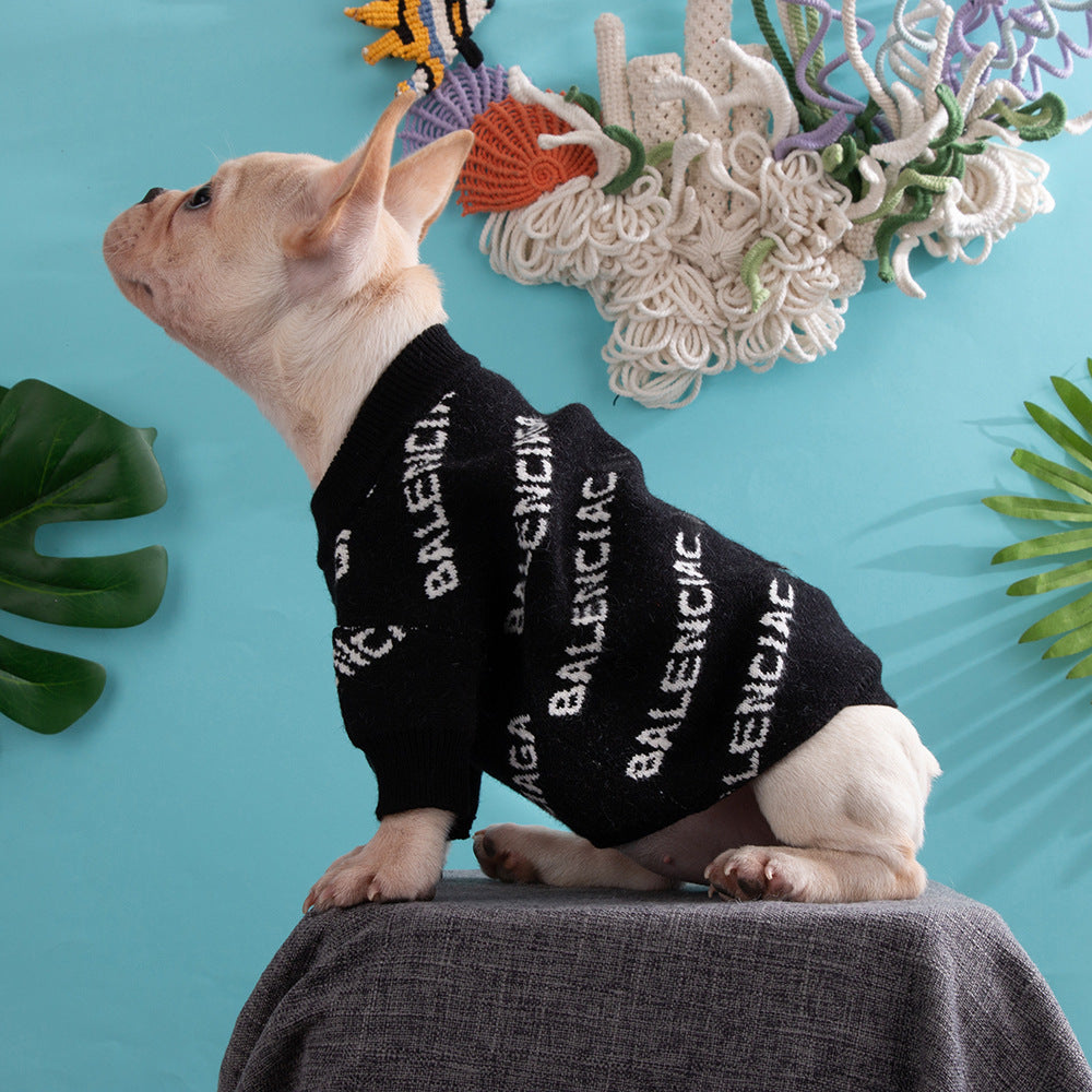 Dog sweater fashionable brand